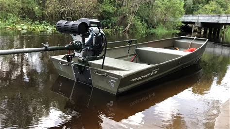 Starting with a 40-hp, 993cc Vanguard Big Block engine, Gator-Tail equipped the GTRXD40 with many performance components to make this motor a game. . Predator 670 mud motor